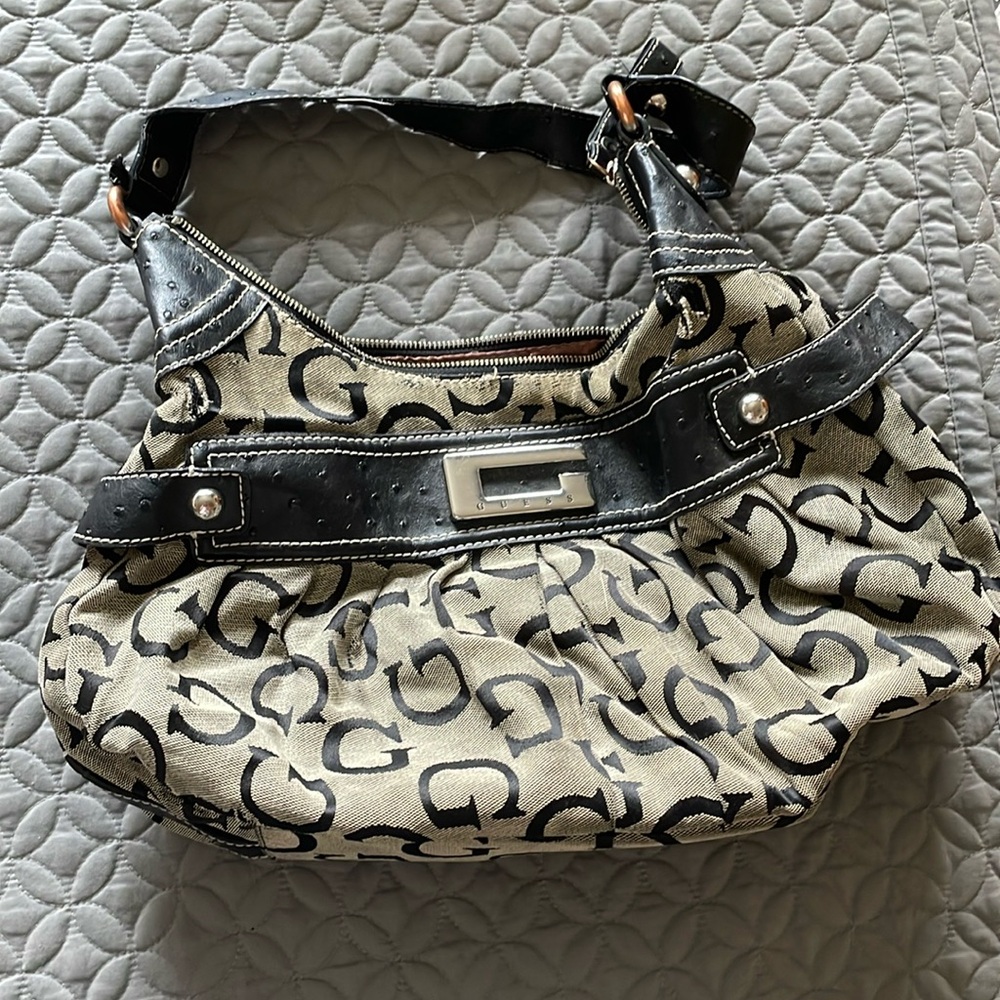 Guess purse